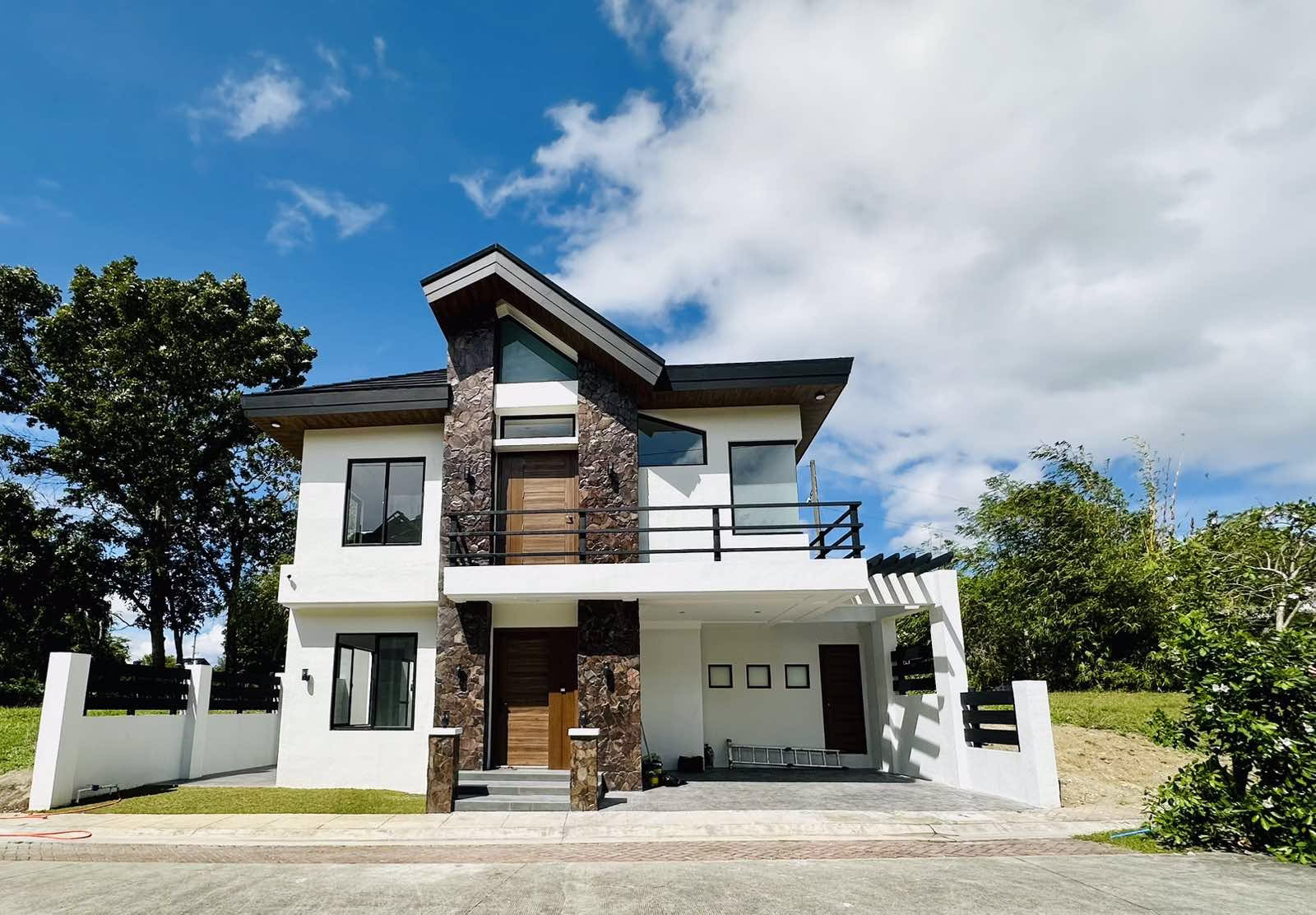 Pramana Residential Park House For Rent: Smart Home Luxury